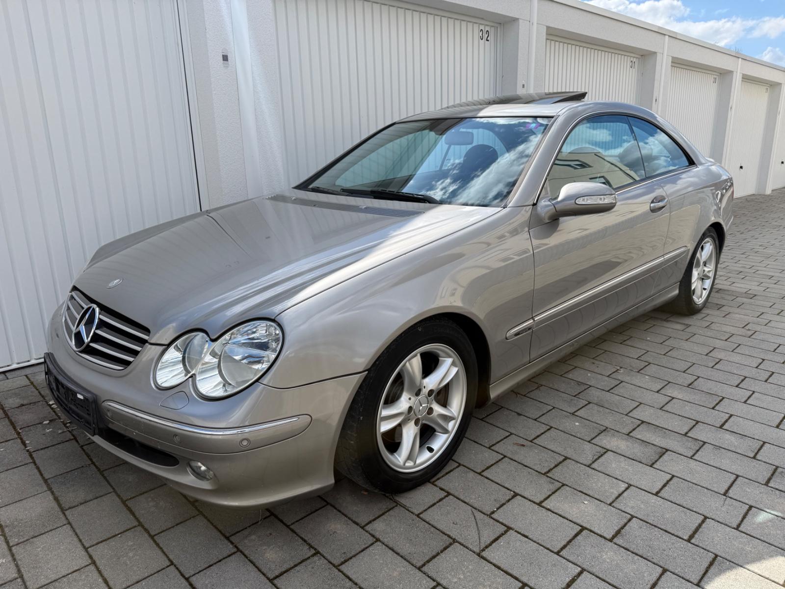 Mercedes-Benz CLK 270 CDI AVANTGARDE Automatik