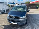 Volkswagen T5 Transporter, langer Radstand - Volkswagen T5 Transporter: Langer Radstand