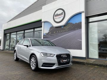 Fahrzeugabbildung Audi A3 Attraction DSG Navi PDC SHZ Klima uvm