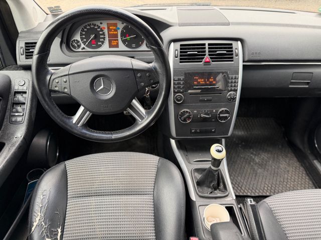 Mercedes-Benz B 170