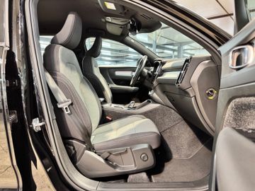 Volvo XC40 - 5