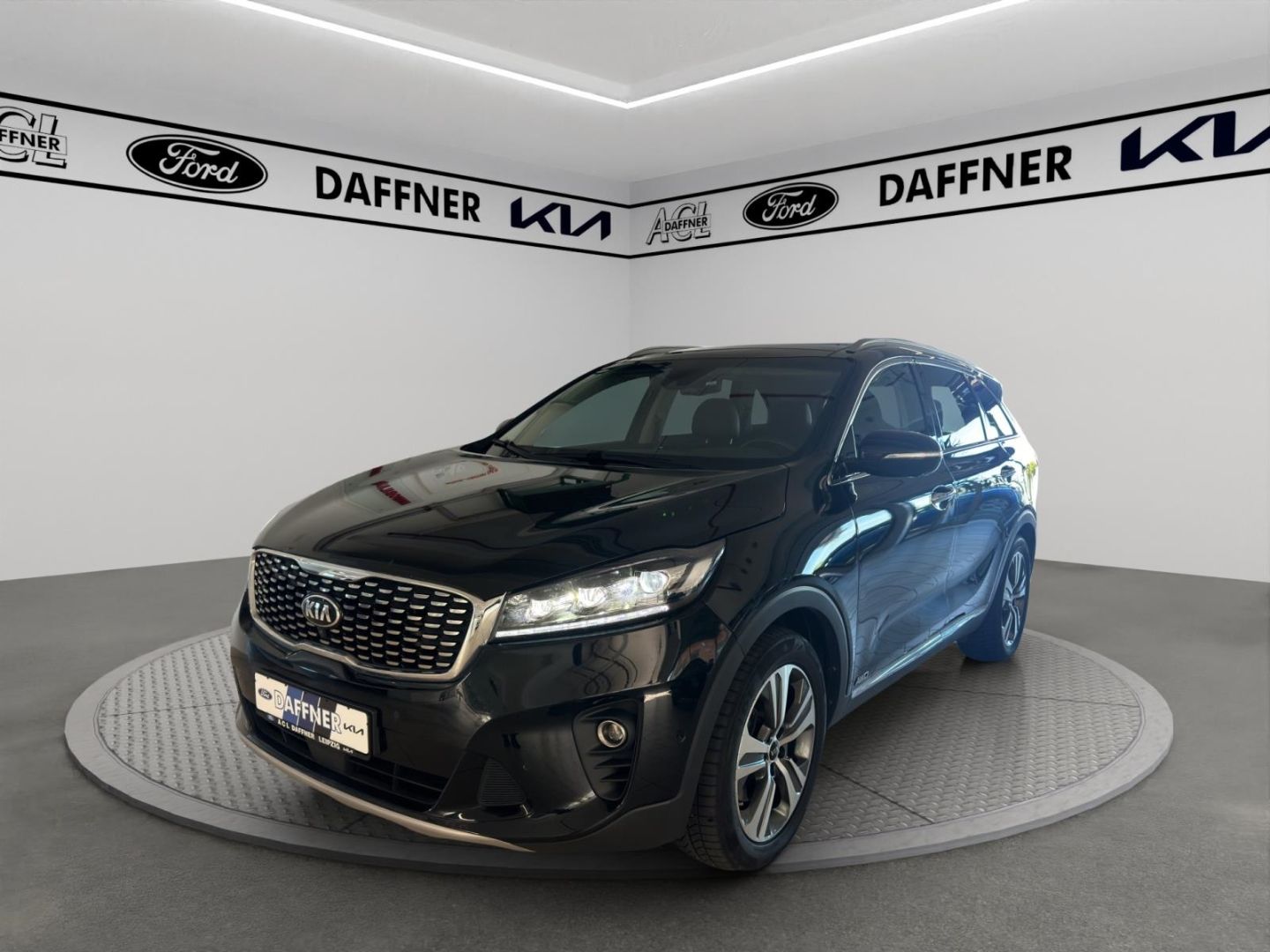 Fahrzeugabbildung Kia Sorento Platinum Edition 4WD HUD PANO 360 Kamera