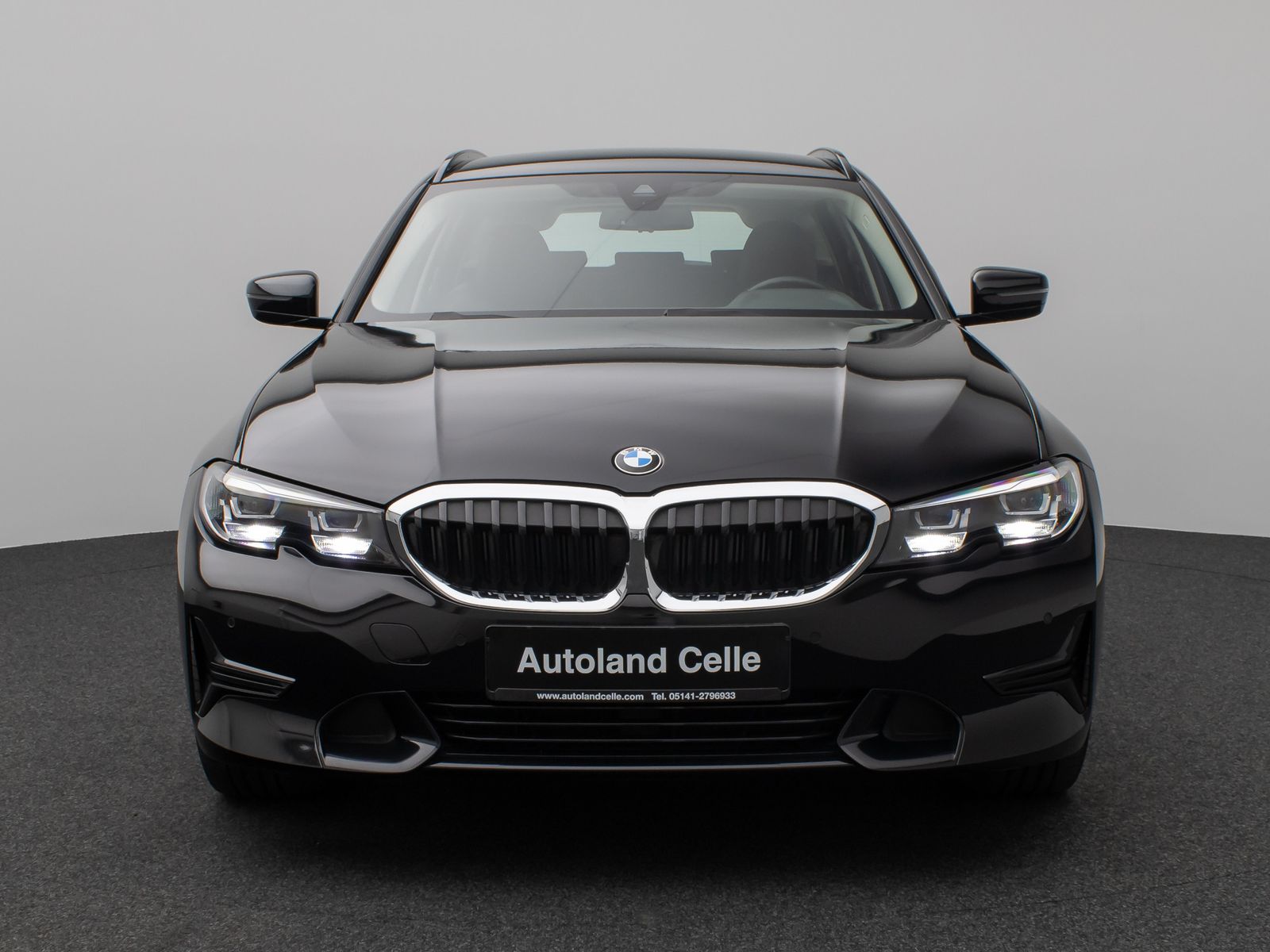 Fahrzeugabbildung BMW 320d xD Sport Line Kamera DAB HiFi Alarm AHK LED