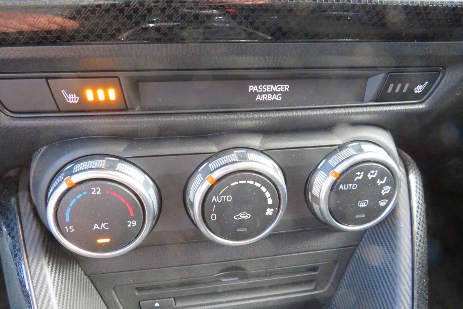 Fahrzeugabbildung Mazda KIZOKU KLIMA TELVOR PDC ALU SITZHEIZUNG u.v.m.