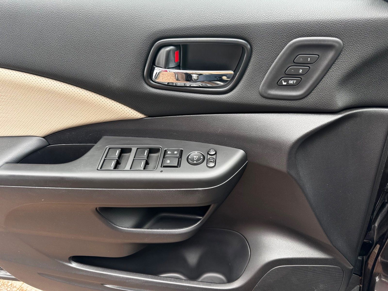 Fahrzeugabbildung Honda CR-V Executive 4WD Diesel Navi Panorama Memory