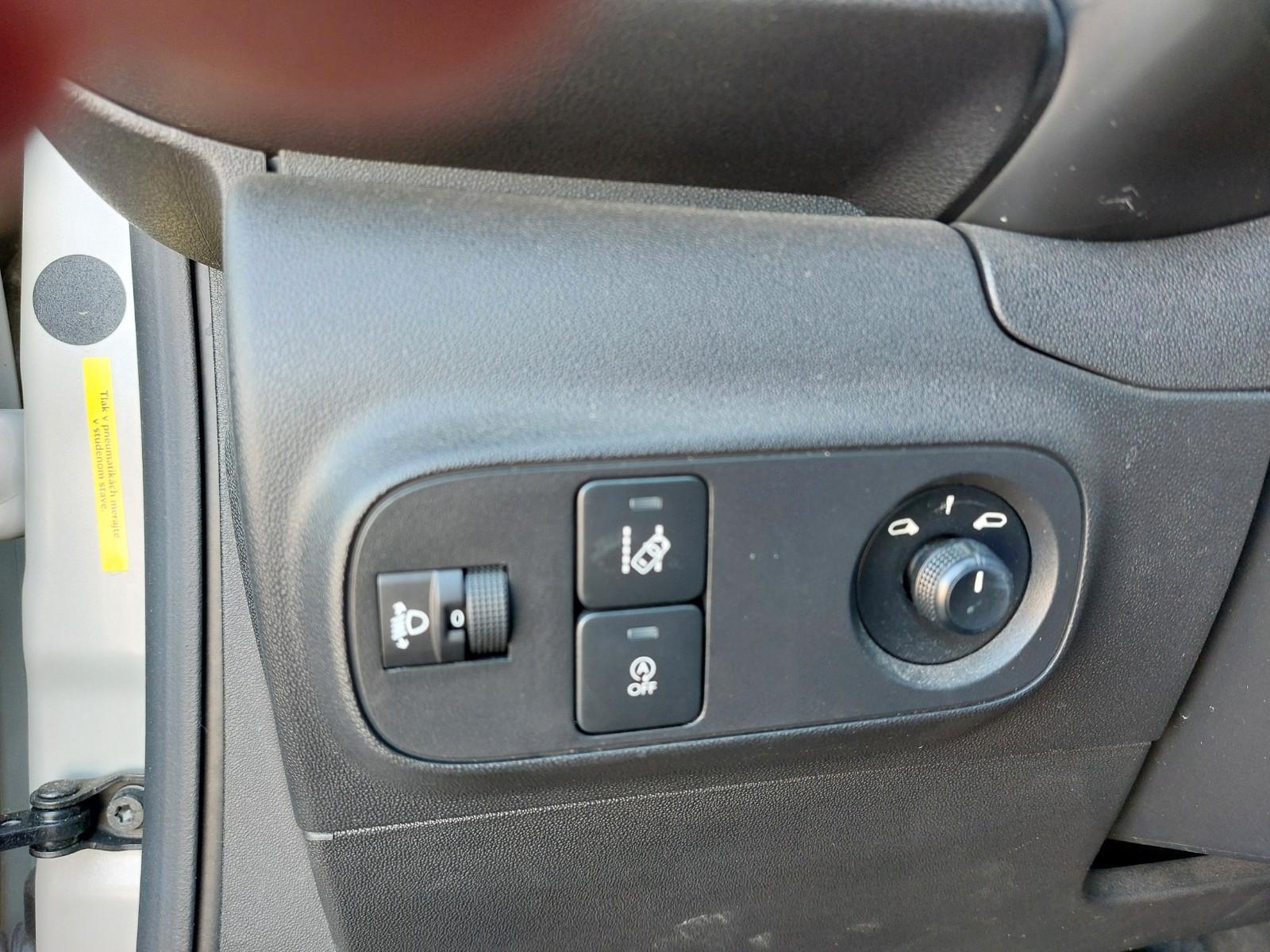 Citroën C3 Feel 1.2VTI Zahnriemen neu!