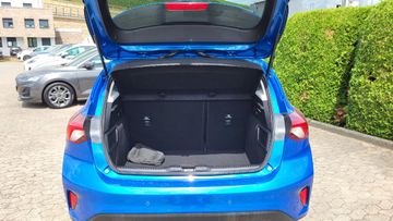 Fahrzeugabbildung Ford Focus Lim. Cool & Connect
