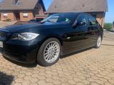 BMW 318i - Motor nur 143000 KM - BMW 318: 318i Motor