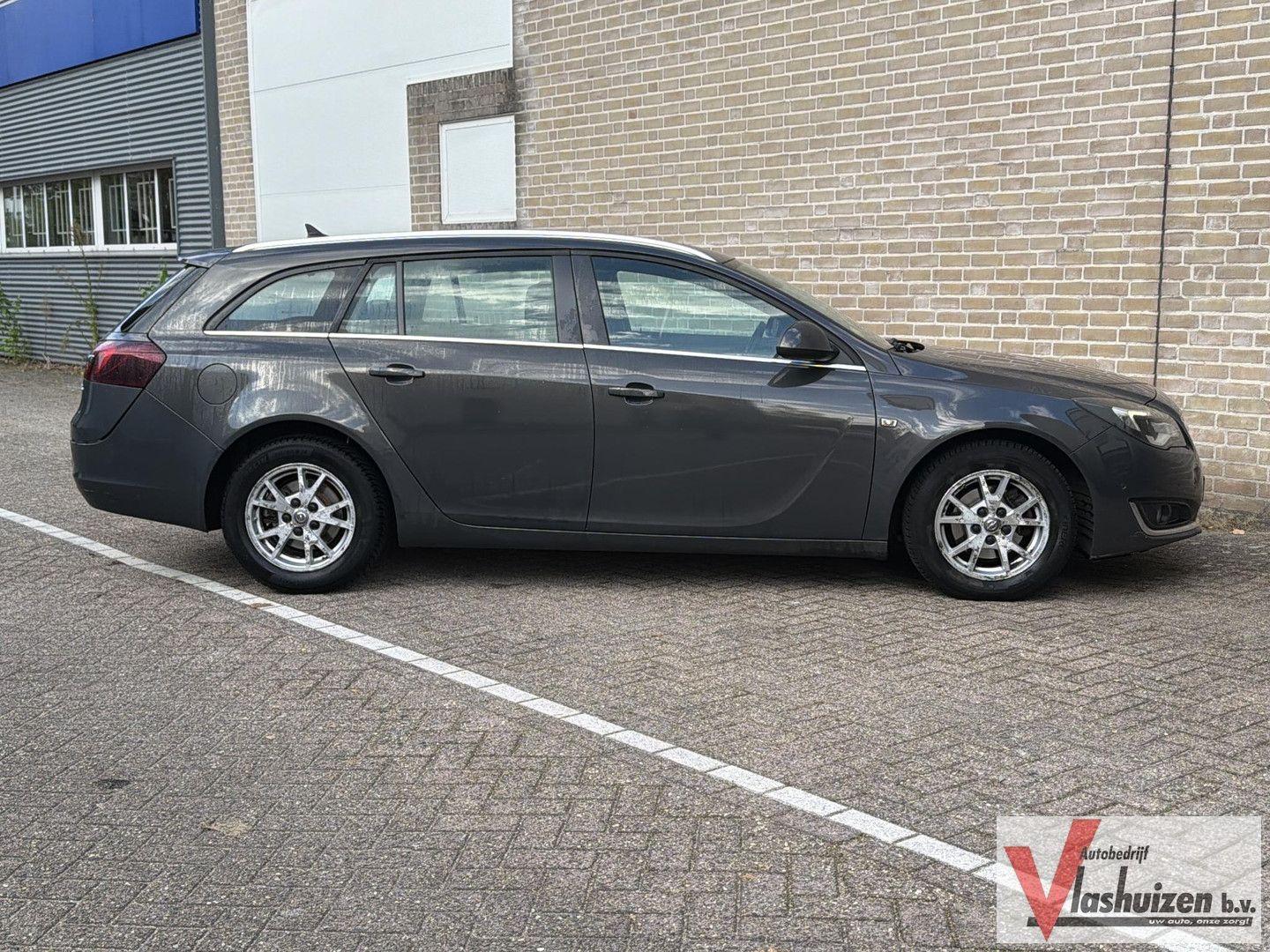 Opel Insignia 2015 — photo 7