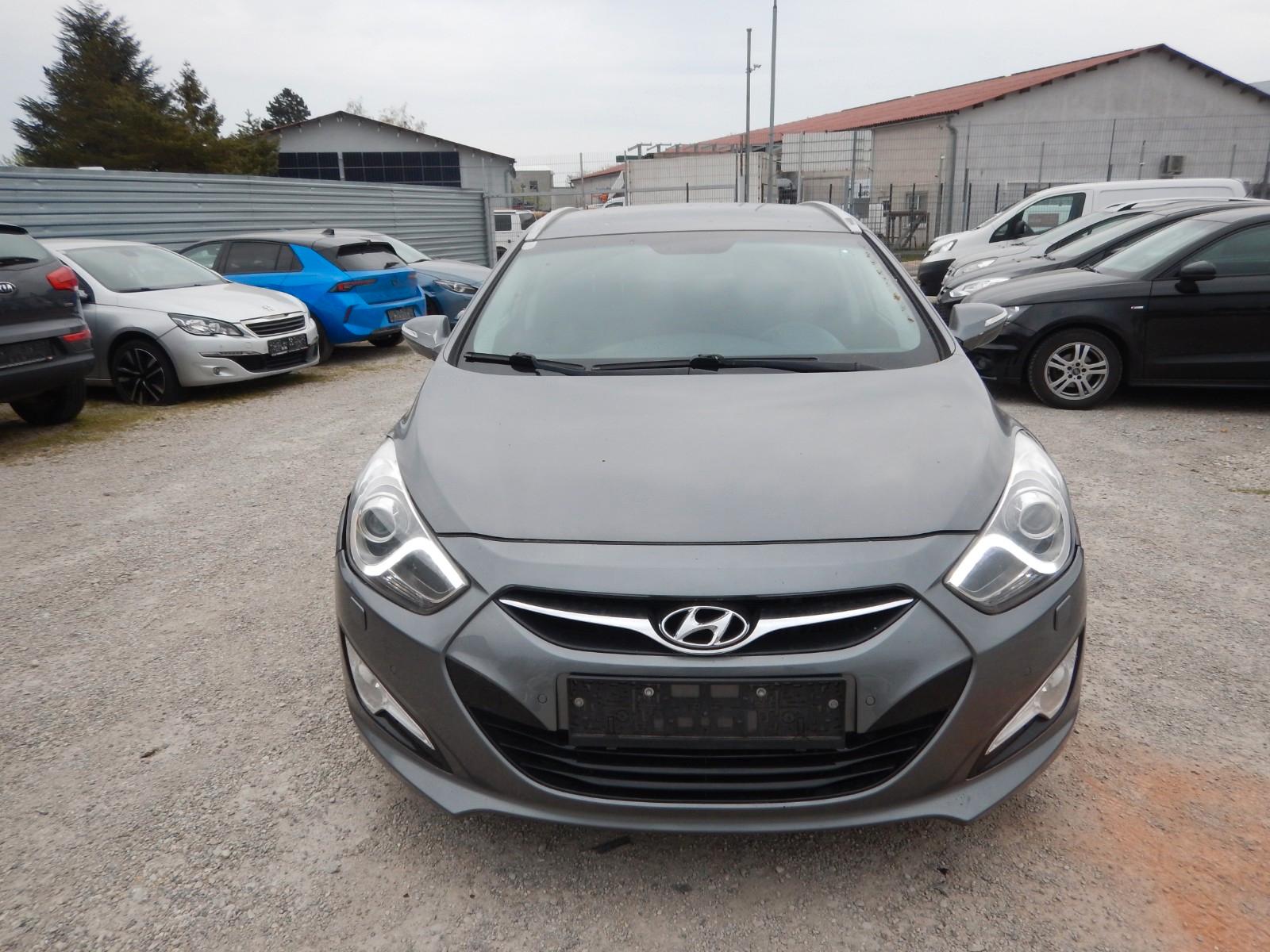 Hyundai i40 2014 — photo 21