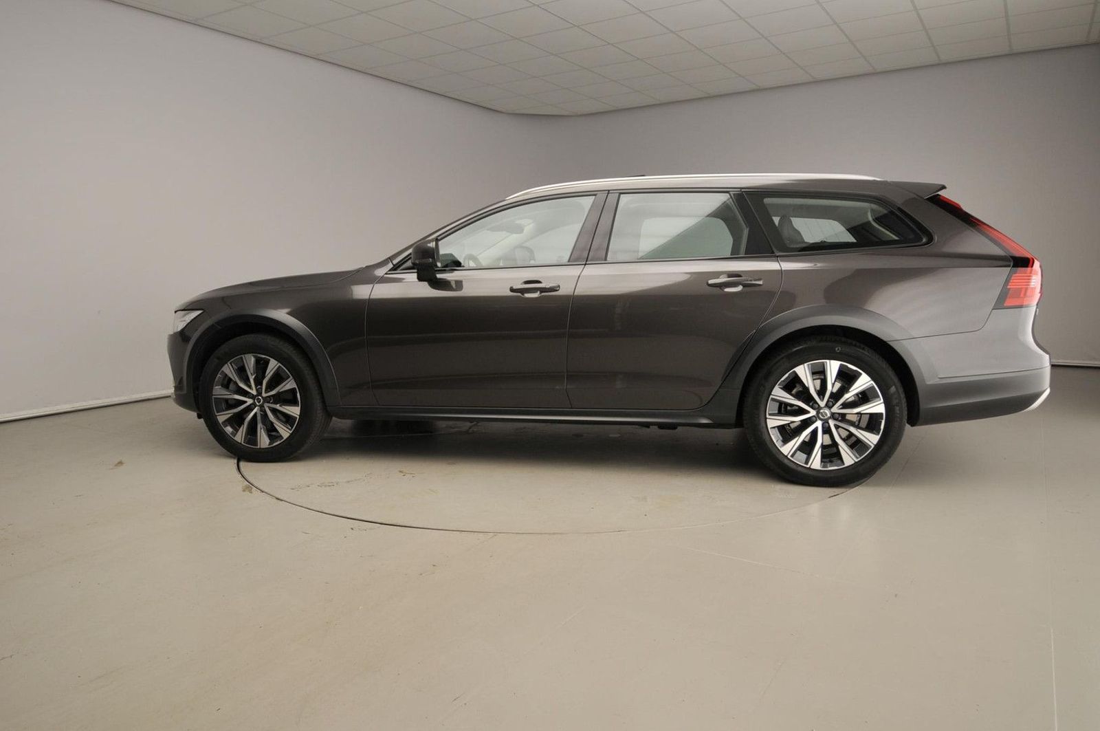Volvo V90 Cross Country 2.0 B5 AWD Pro | AHK | Schiebe imagem 3