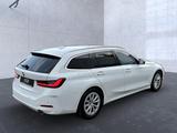 BMW Touring 318 d+LED+LEDER+H&K+PANO+SHADOW+HUD+ACC - BMW 318 in Erfurt
