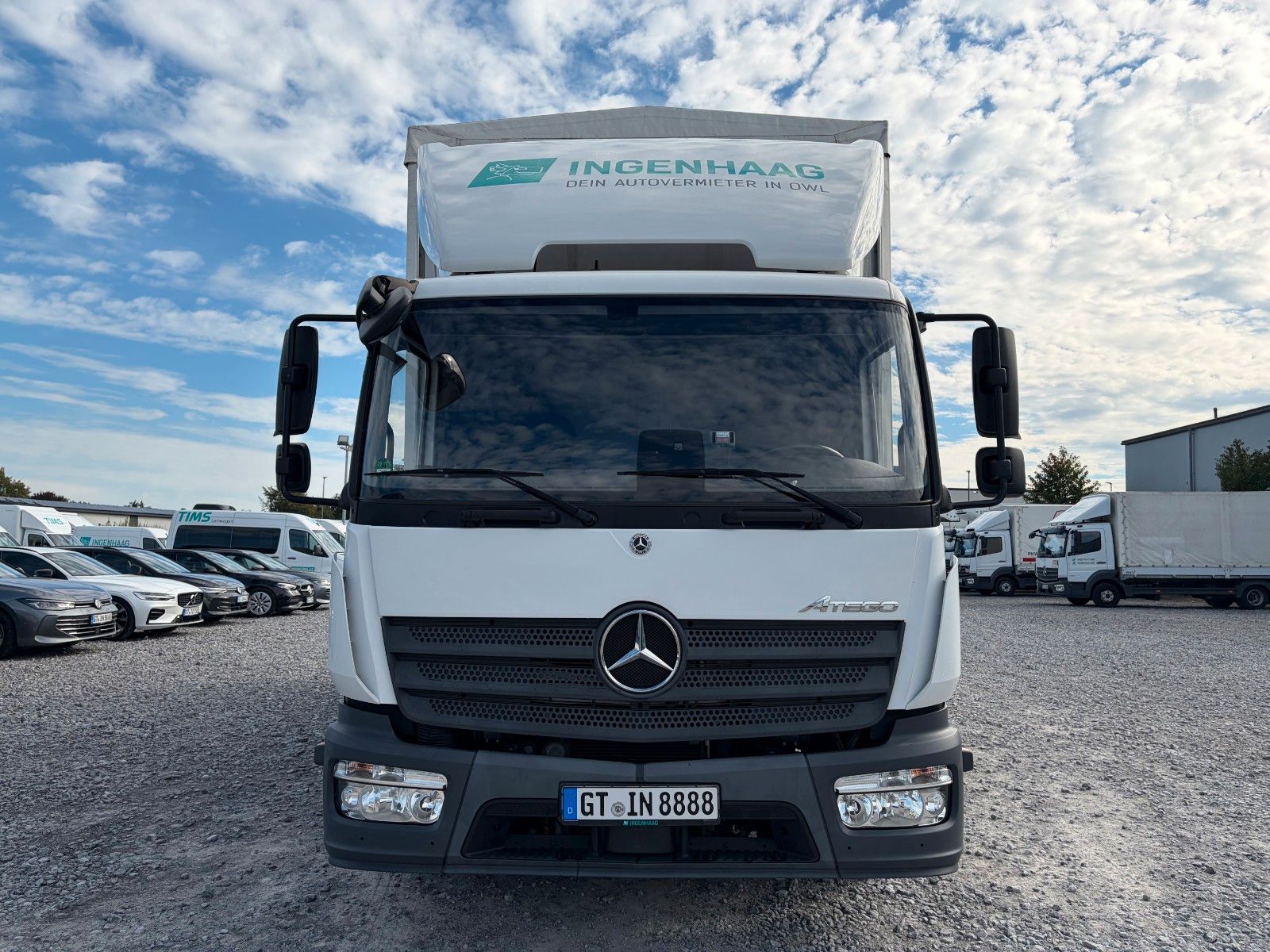 Fahrzeugabbildung Mercedes-Benz Atego 818 L Curtainsaider AHK Tempm.