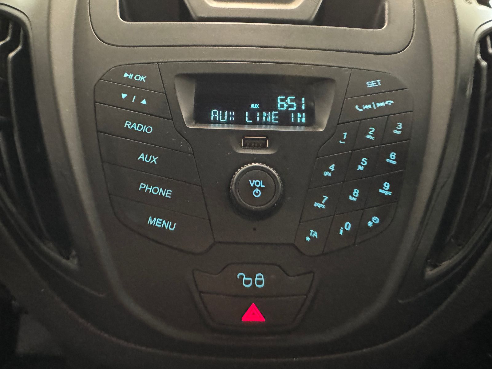 Fahrzeugabbildung Ford Tourneo Courier 1.5 TDCI TREND SERVICE & TÜV NEU