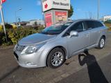 Toyota Avensis Combi Edition 1.8 Valvematic Edition - Toyota Avensis aus 2011: Kombi