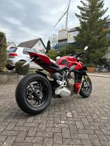 Ducati Streetfighter V4S - DUCATI ST4