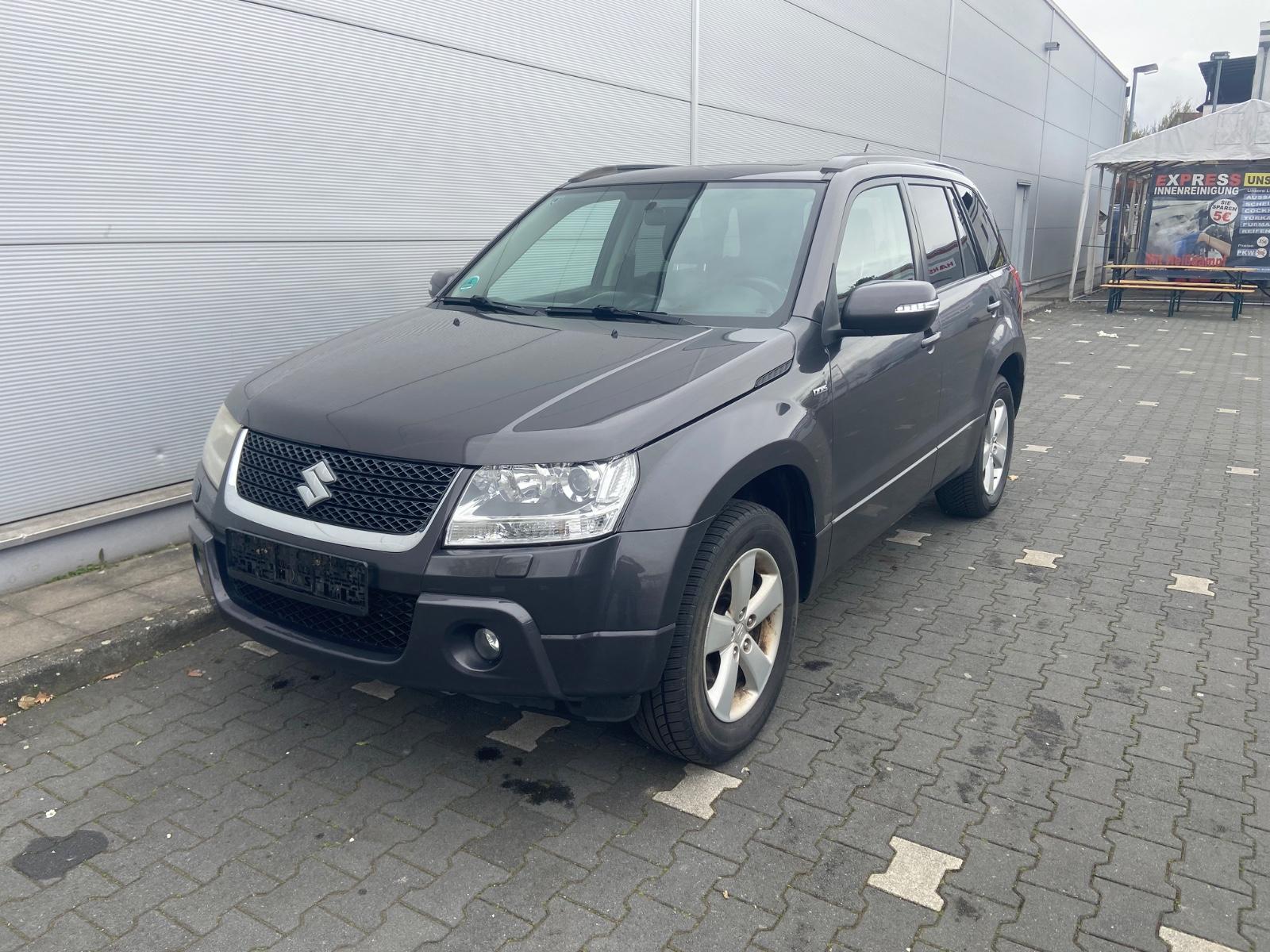 Suzuki Grand Vitara 1.9 DDiS X30 Navi Leder Schiebedach