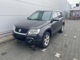 Suzuki Grand Vitara 1.9 DDiS X30 Navi Leder Schiebedach - Suzuki Grand Vitara X30 mit Diesel-Antrieb