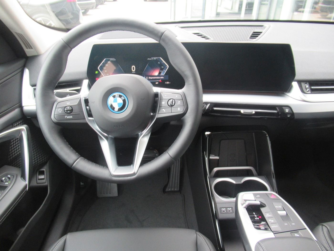 Fahrzeugabbildung BMW iX1 eDrive20 AHK/HeadUp/ACC/LKH/AC-LADEN-PRO