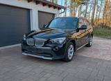 BMW X1 23d xDrive Automatik Pano Bi-Xenon Harman Kar - BMW X1: Xdrive23d