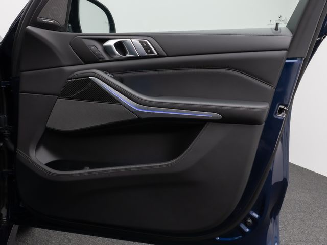 Foto Nummer 33: BMW X7 M60