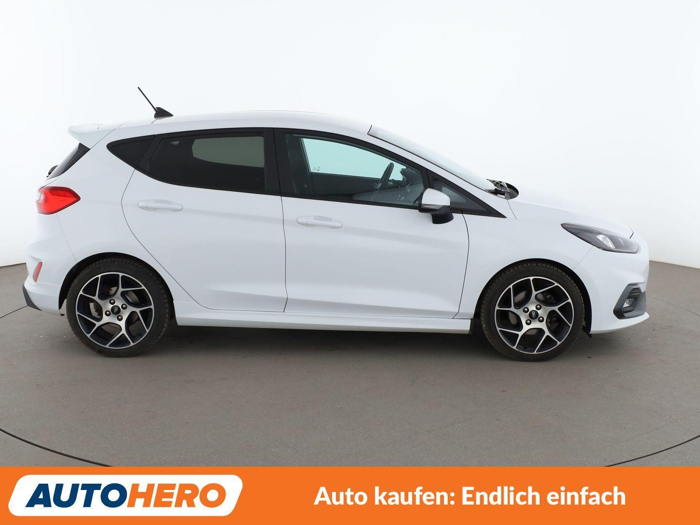 Ford Fiesta 1.5 EcoBoost ST*TEMPO*PDC*SHZ*