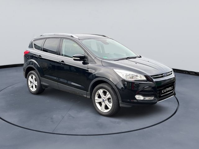 Ford Kuga Titanium*NAVI*8XALUS*AHK*TÜV NEU*4x4*