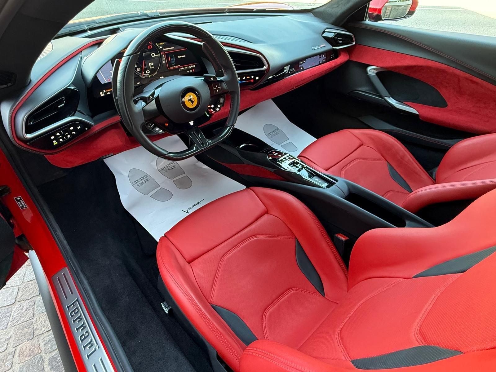 Ferrari 296 GTB 1 Hand Unfallfrei foto 3