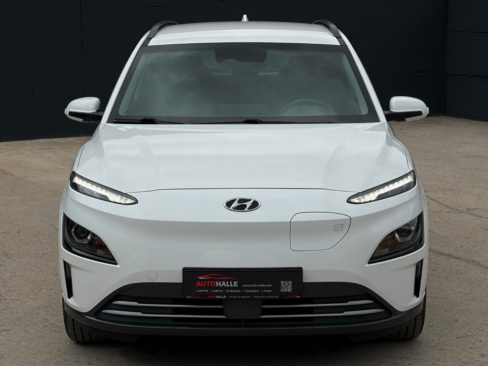 Fahrzeugabbildung Hyundai KONA E Select SHZ LHZ ACC PDC LFA LKA CAM CarPl.