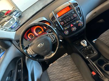 MYAUTOCENTER – Gebraucht- und Jahreswagen mit Werkstattservice in Pfaffenhofen Kia cee´d Sportswagon Vision*2. Hand*Klima*AHK*SHZ*