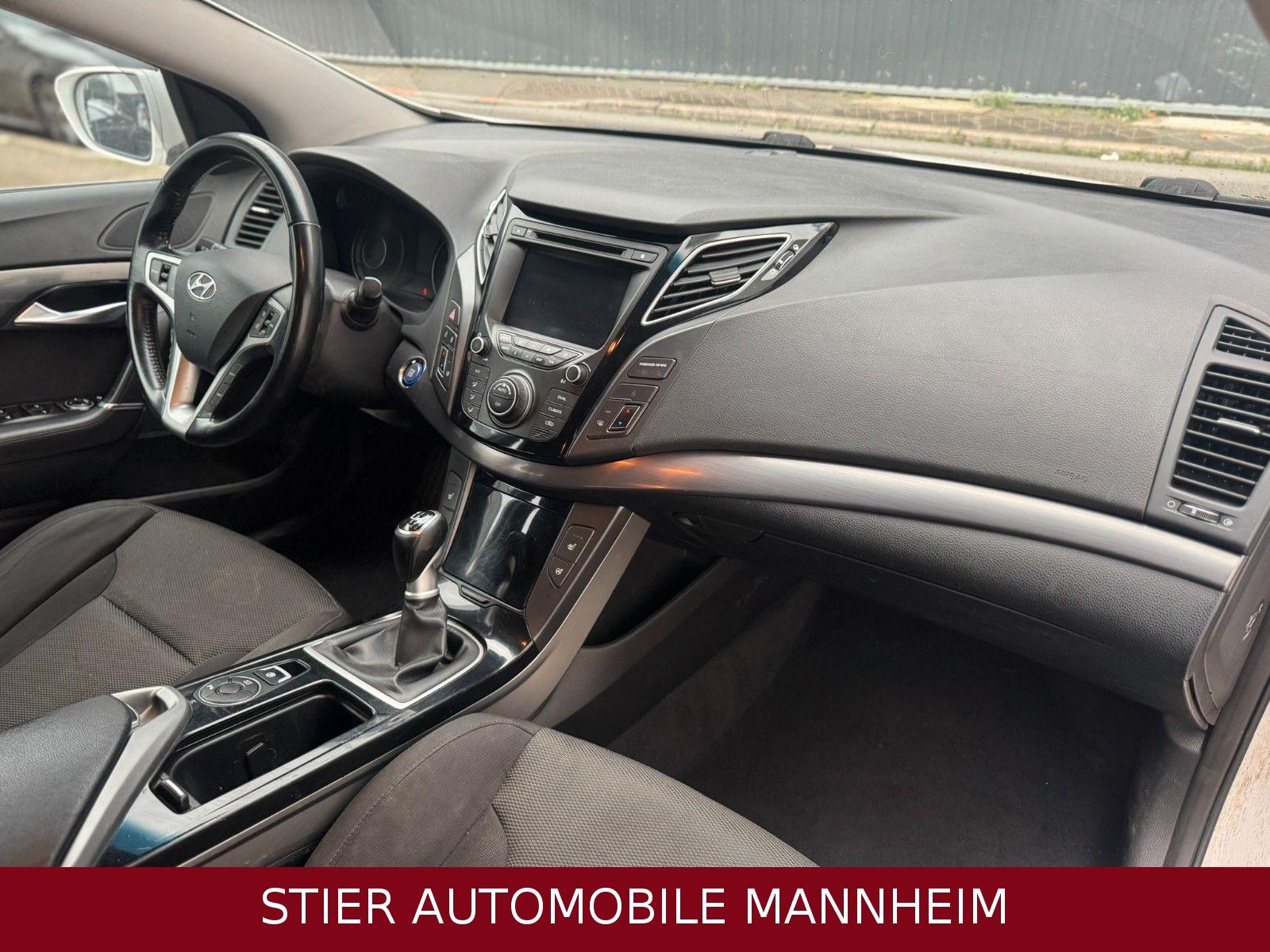 Hyundai i40 2014 — photo 9