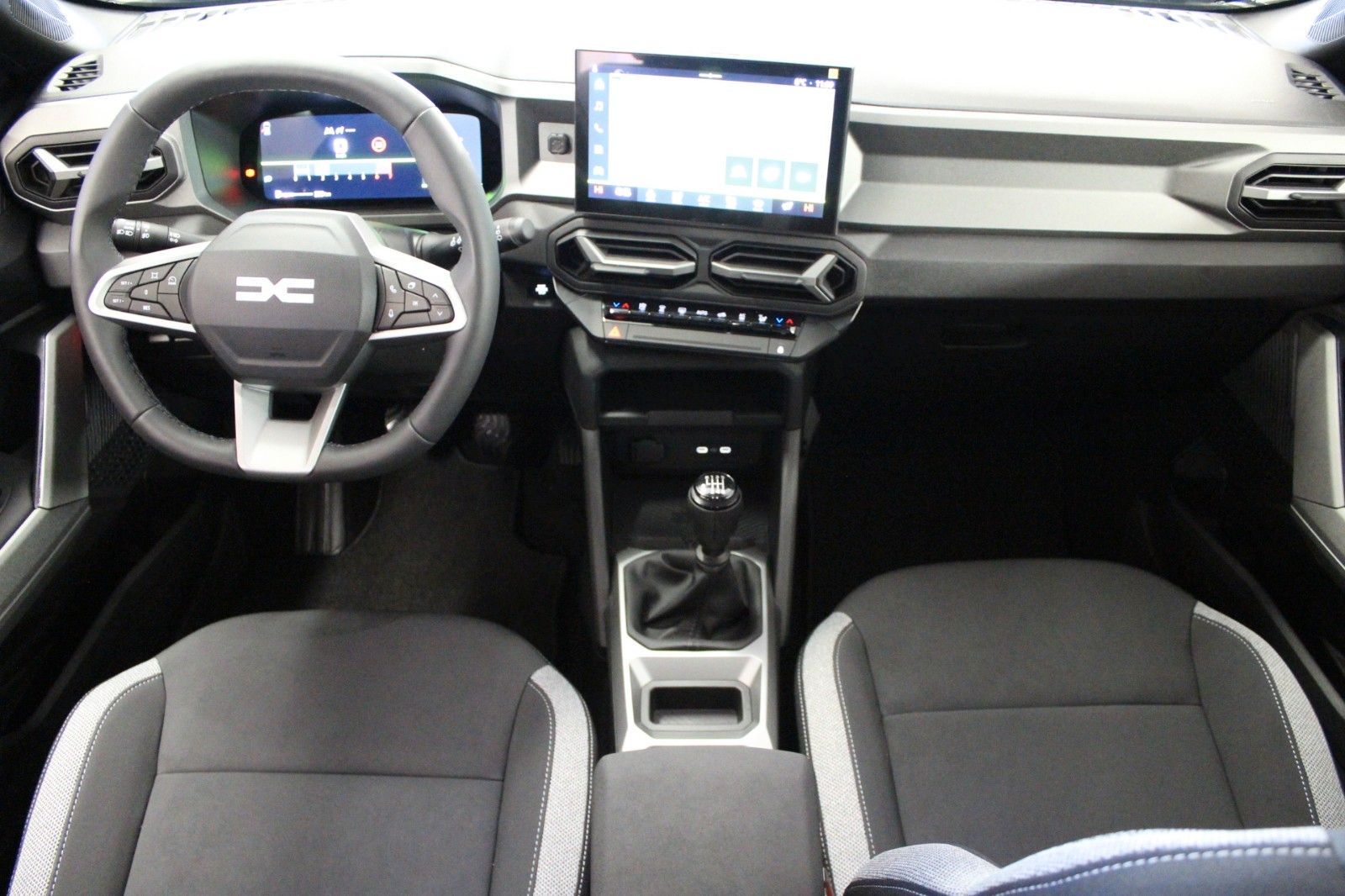 Fahrzeugabbildung Dacia Bigster TCe 140 Journey *Winter-Plus-Paket*