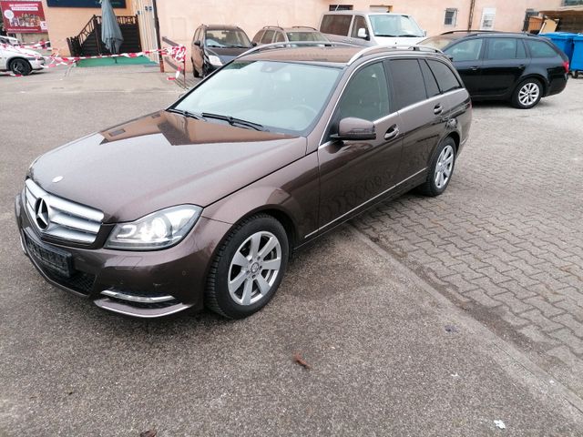 Mercedes-Benz C 220 T CDI Automatik NAVI XENON PDC Scheckheft