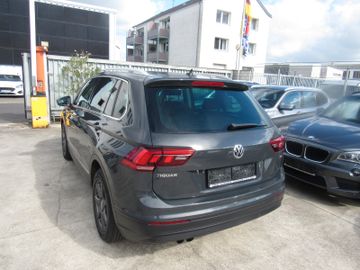 Volkswagen Tiguan - 6