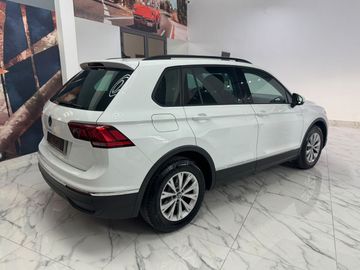 Volkswagen Tiguan - 5