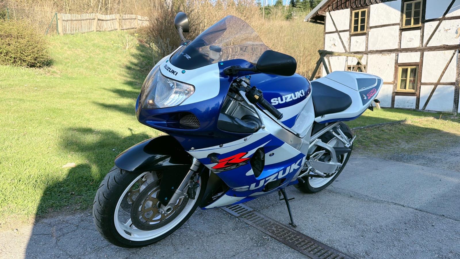 Suzuki GSX-R 750 K1 Super Zustand Service + TÜV NEU