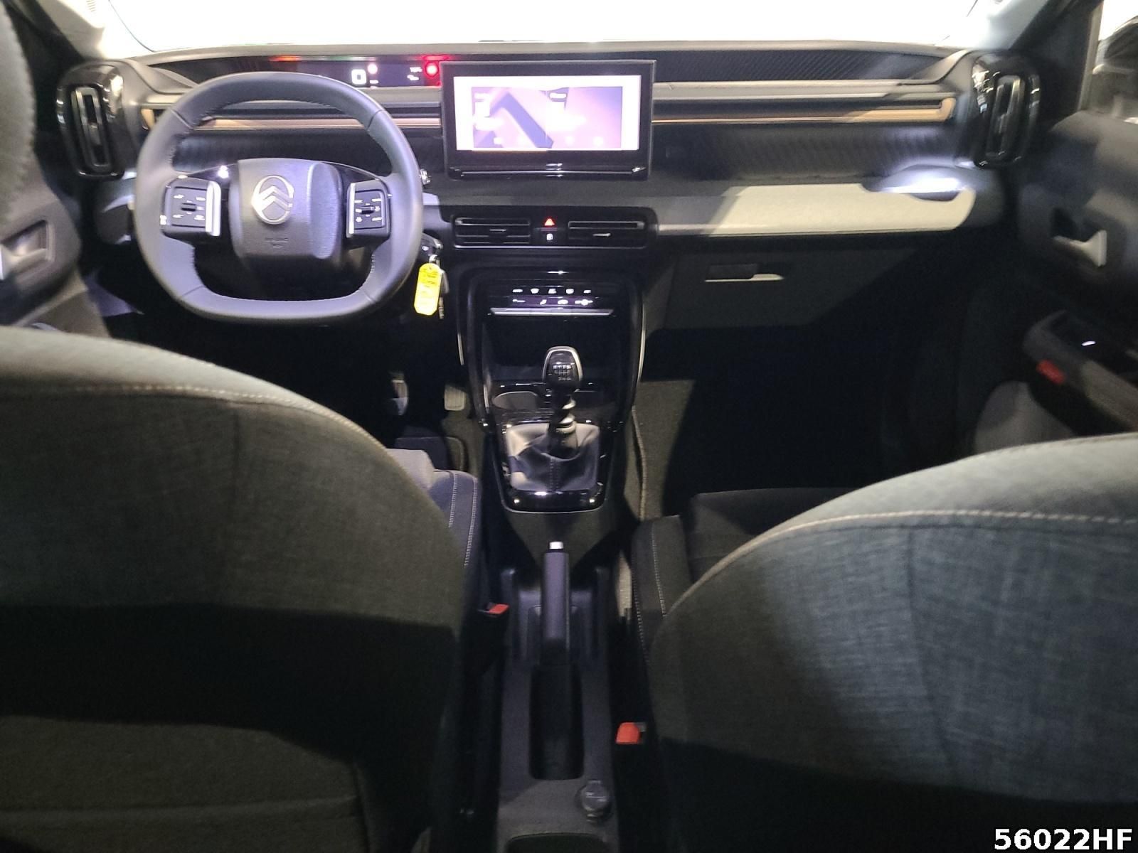 Fahrzeugabbildung Citroën C3 Aircross Plus Turbo 100 PS MT
