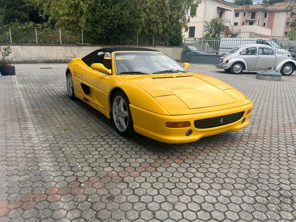 Ferrari F355