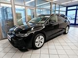 Volkswagen Golf Variant Life AHK,Climatr,Kamera,ACC,SHZ,LED - Neuwagen: Schwarz