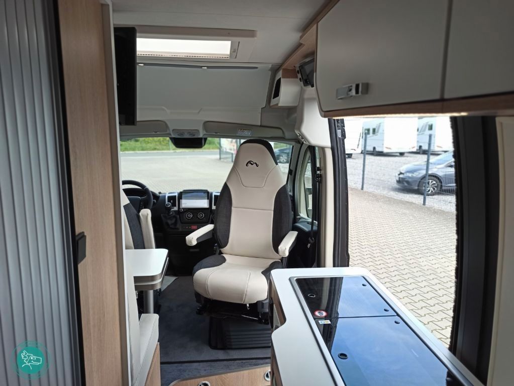 Fahrzeugabbildung Mooveo VAN 54 DB incl. Navi, TV/SAT, Solar, Markise