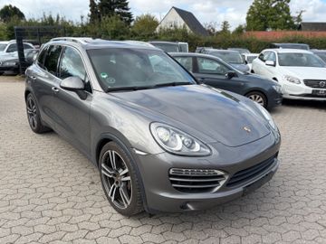 Porsche Cayenne - 2
