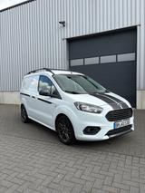 Ford Courier - Ford Courier mit Benzin-Antrieb