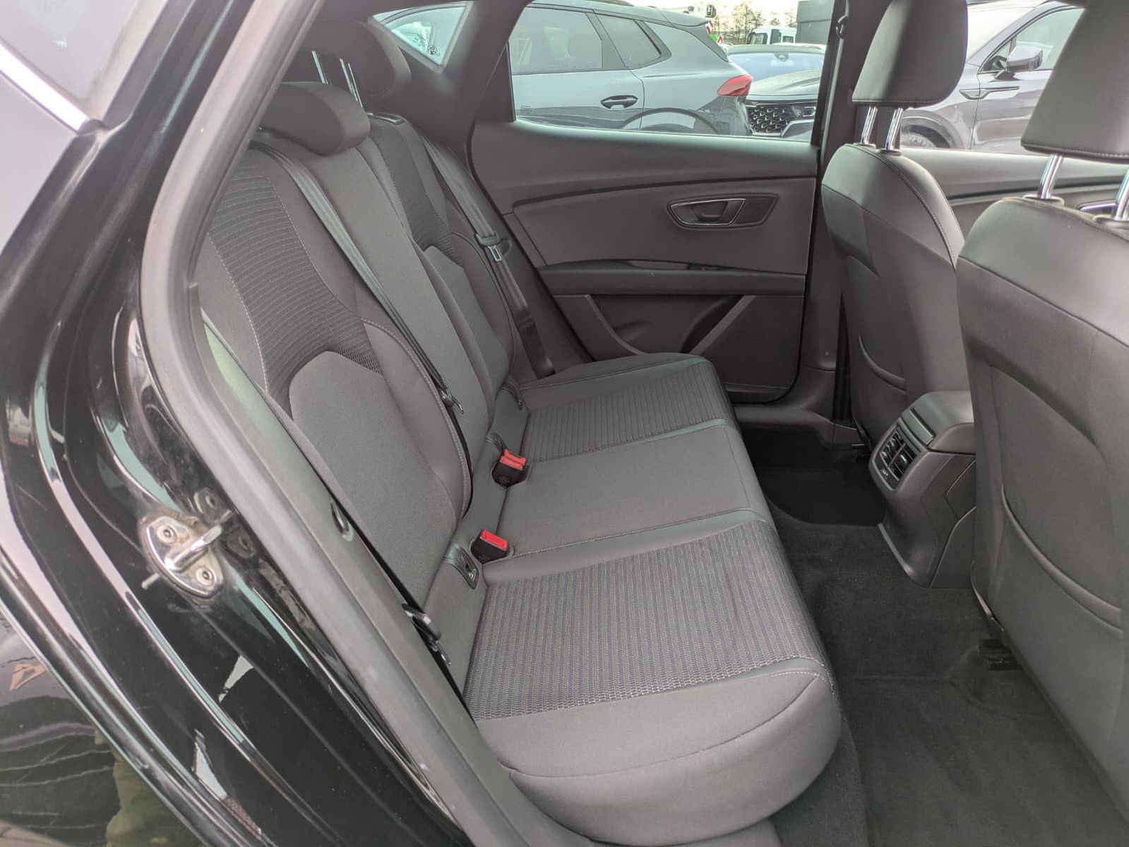 Fahrzeugabbildung SEAT Leon 1.4 TSI Xcellence LED*TEMP*PDC*APP*SOUND