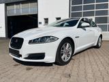 Jaguar XF 2.0 Turbo Automatik/S-Heft/Garantie - gebrauchte Jaguar XF aus dem Jahr 2014