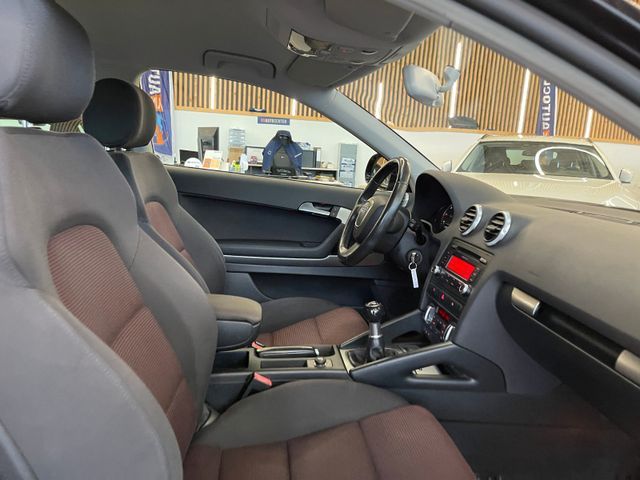 MYAUTOCENTER – Gebraucht- und Jahreswagen mit Werkstattservice in Pfaffenhofen Audi A3 2.0 TDI Ambition *2. Hand*Klima*Tempomat*TÜV*