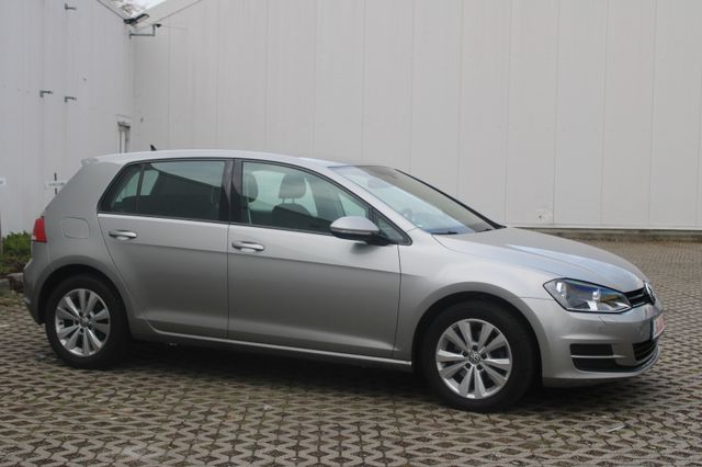 Volkswagen Golf VII Lim. Comfortline BMT DSG NAVI