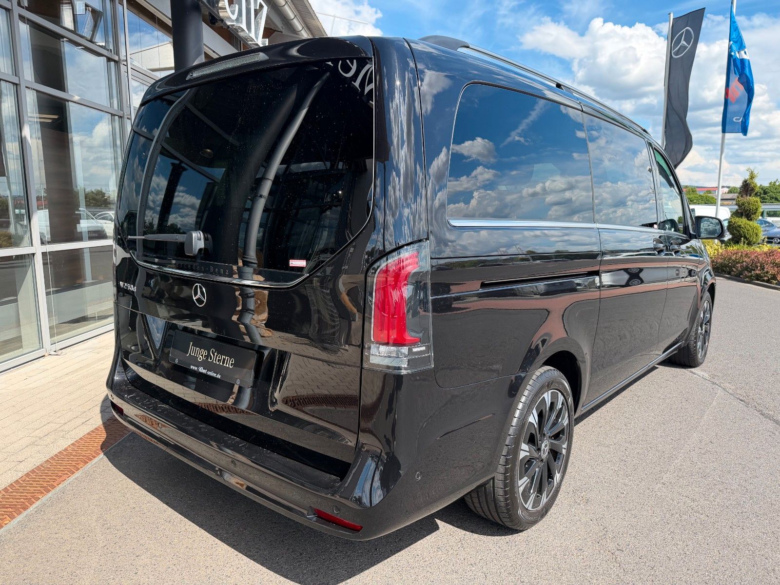 Fahrzeugabbildung Mercedes-Benz V 250 d AVA DISTRONIC 360Kamera elektr. Türen