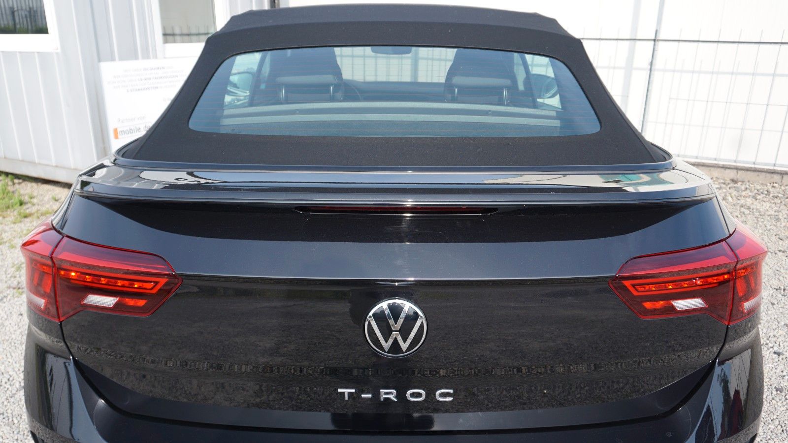 Fahrzeugabbildung Volkswagen T-Roc Cabriolet R-Line,Navi,DCC, DAB+,OPF, ALS,