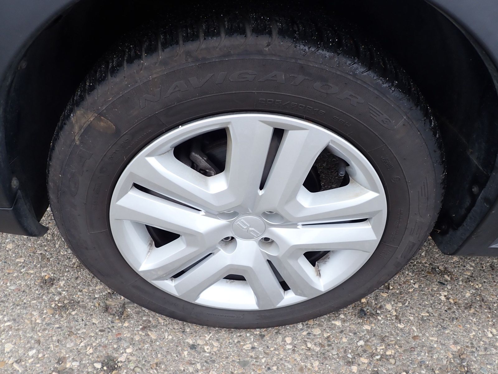 Fahrzeugabbildung Dacia Sandero Stepway Expression TCe 90 CVT