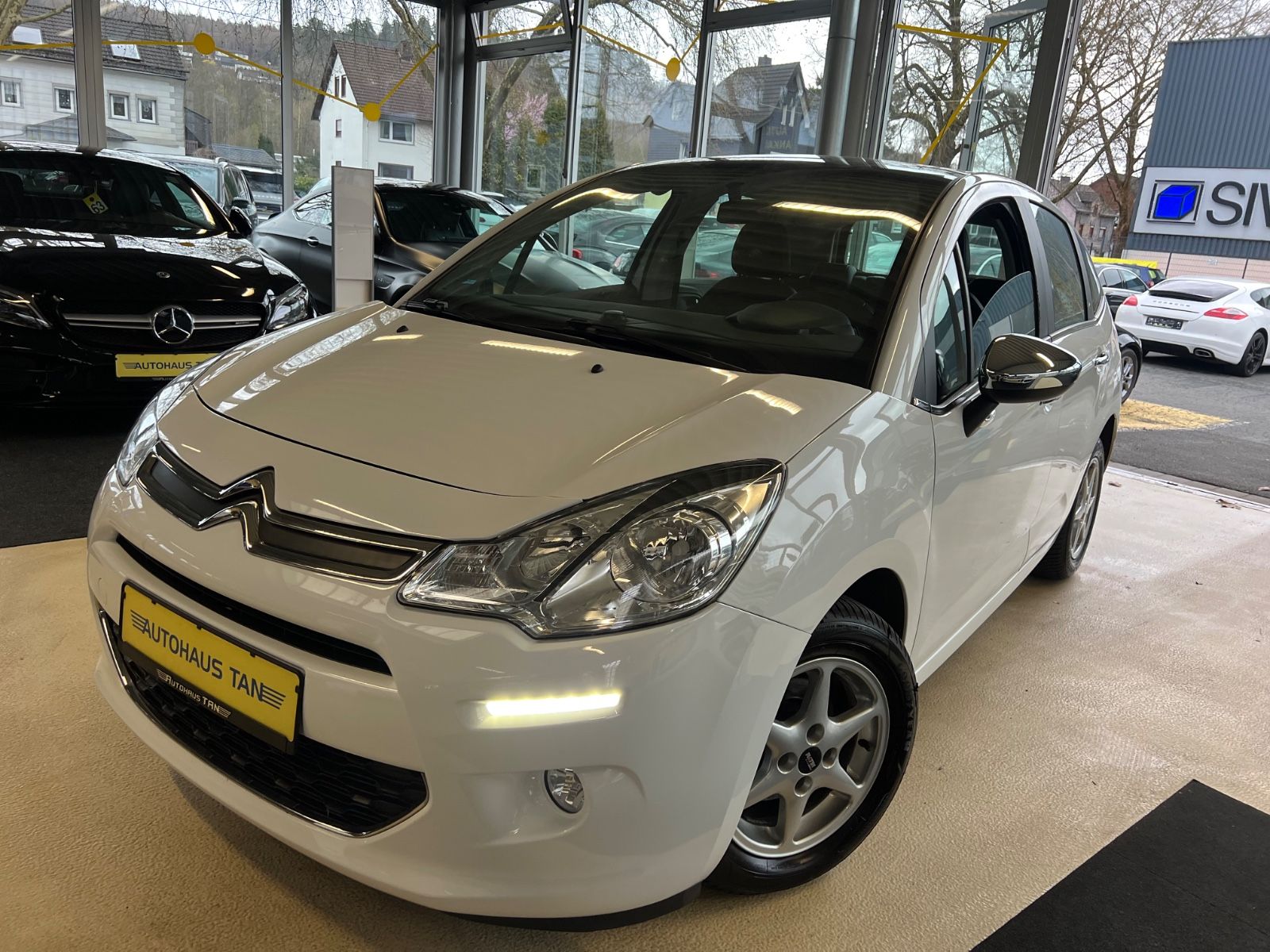 Fahrzeugabbildung Citroën C3 Selection * WENIG KILOMETER *
